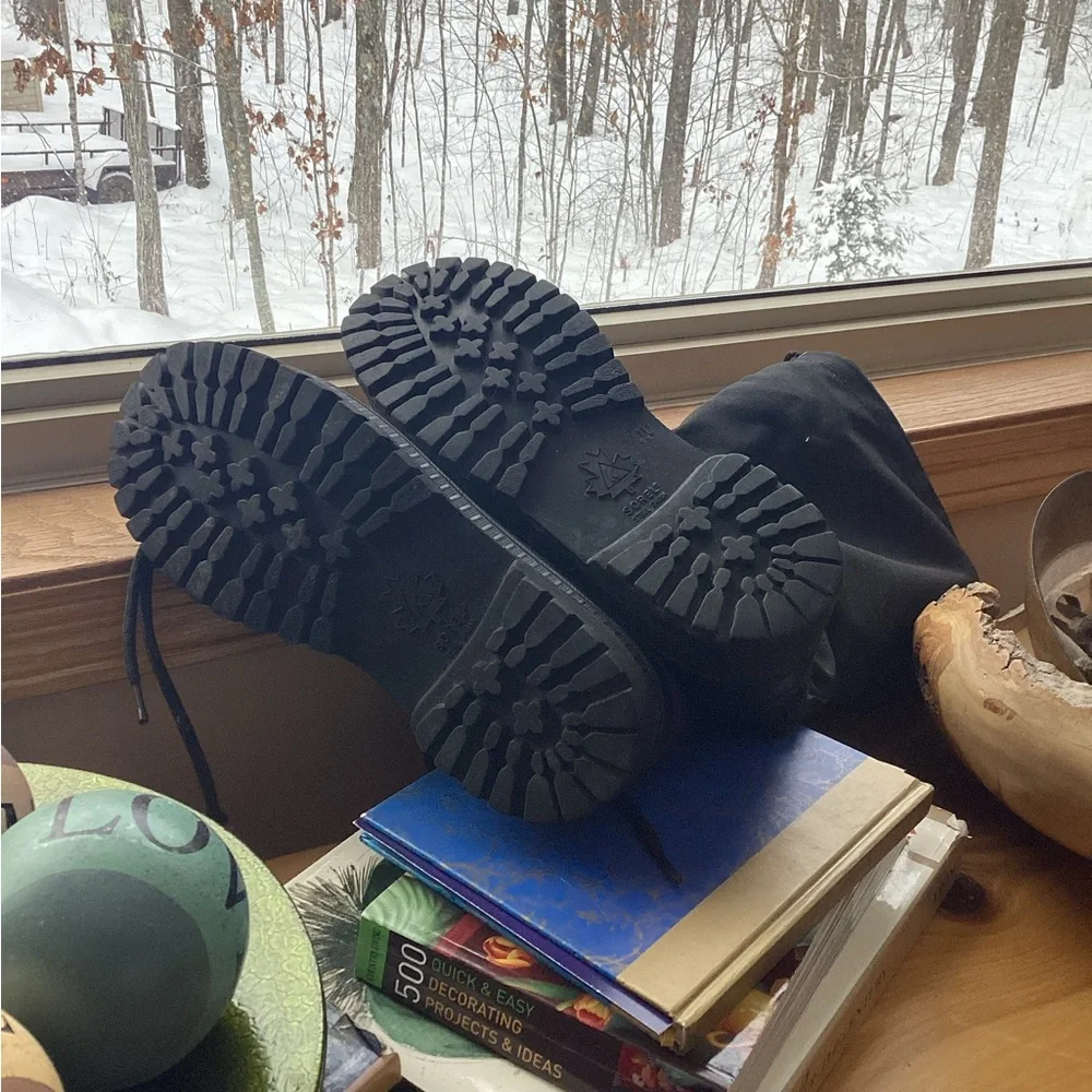 🥾 Sorel Snow Bear Winter Boots Sz 11 EUC